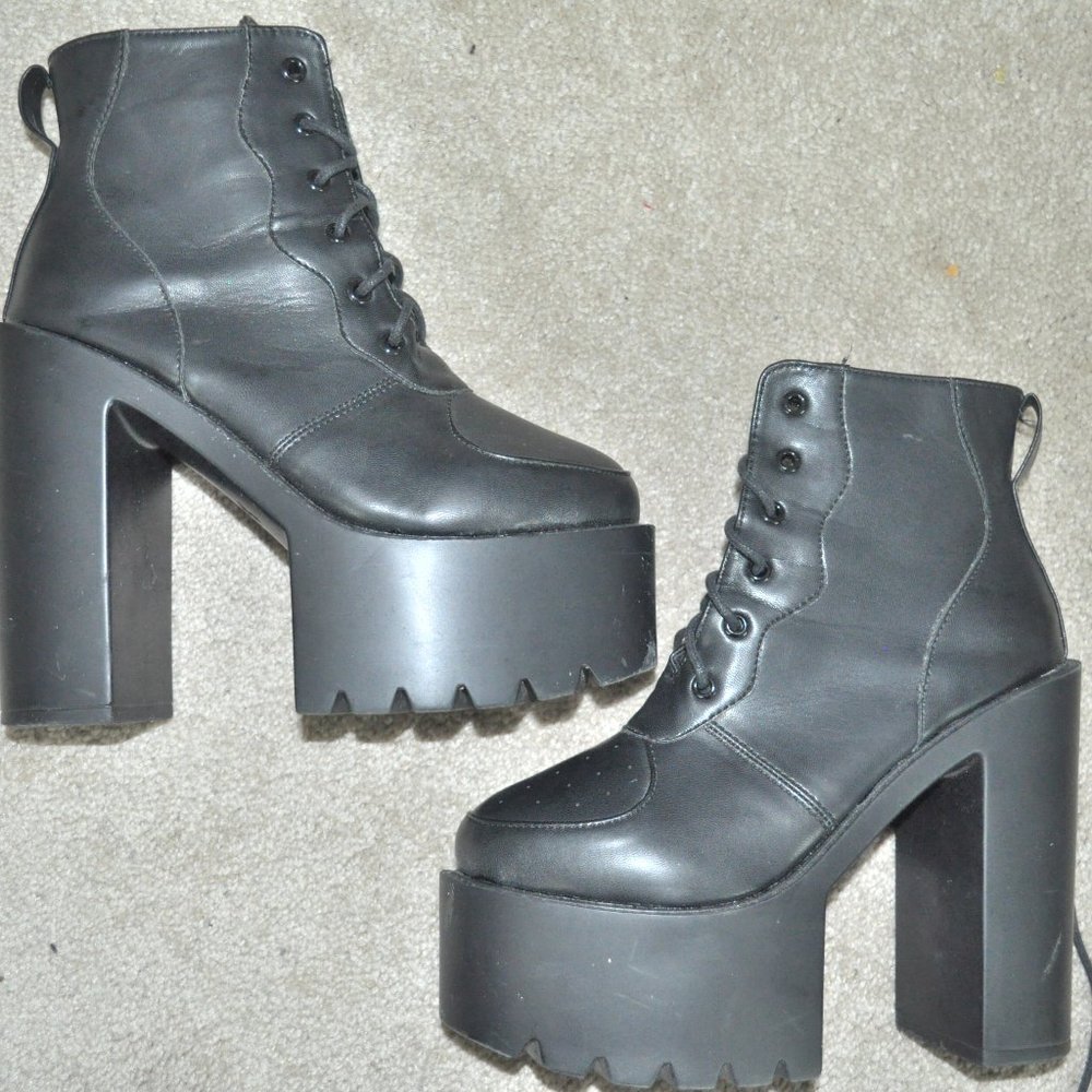 Black Chunky Platform Heels